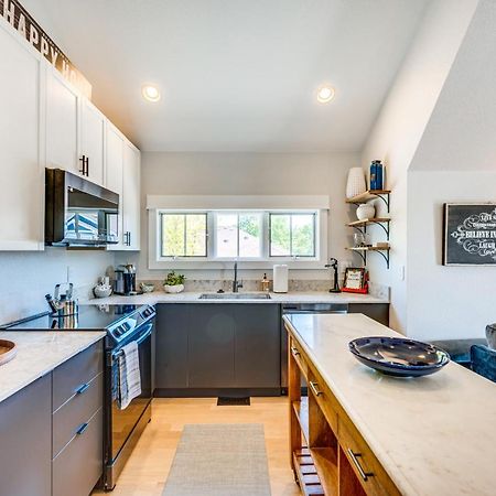 Sleek Westminster Home, 14 Mi To Downtown Denver! Luaran gambar
