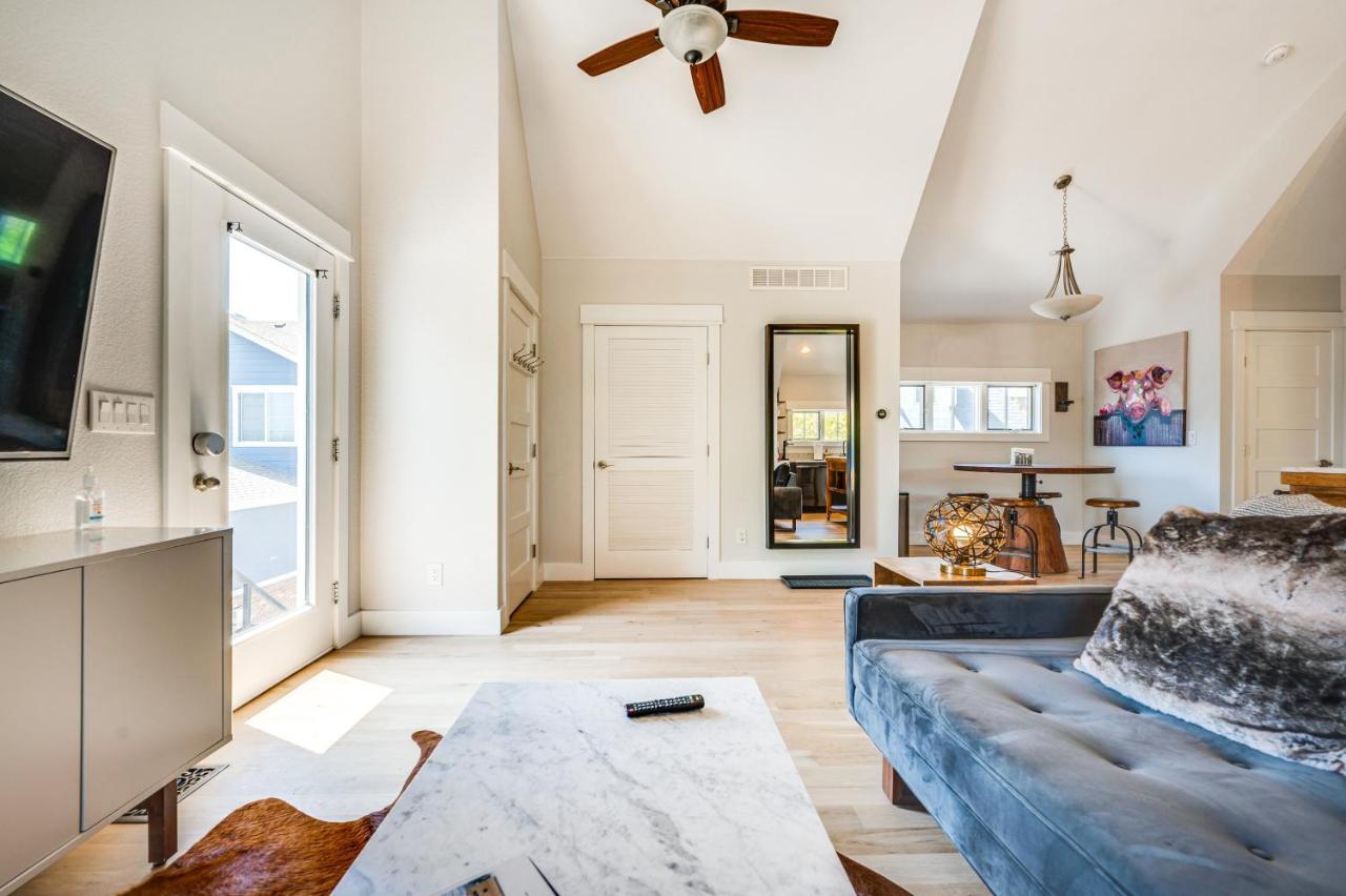 Sleek Westminster Home, 14 Mi To Downtown Denver! Luaran gambar