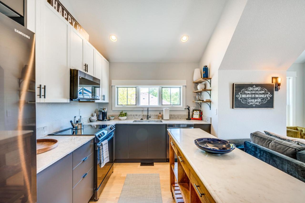 Sleek Westminster Home, 14 Mi To Downtown Denver! Luaran gambar